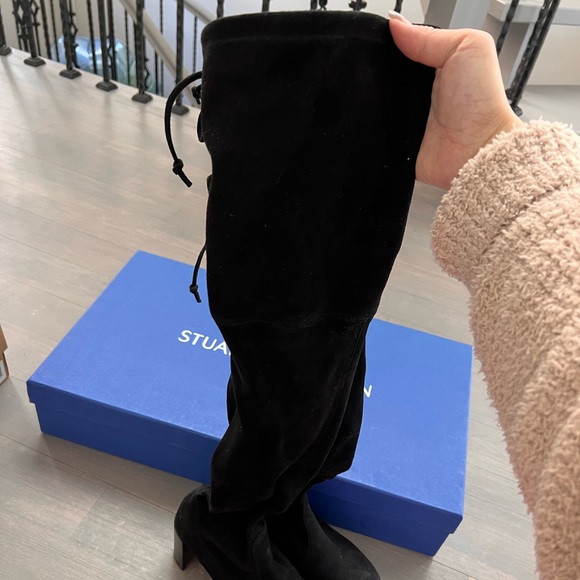 Stuart Weitzman knee length suede boots. Tipland. Size 5 - Picture 4 of 6